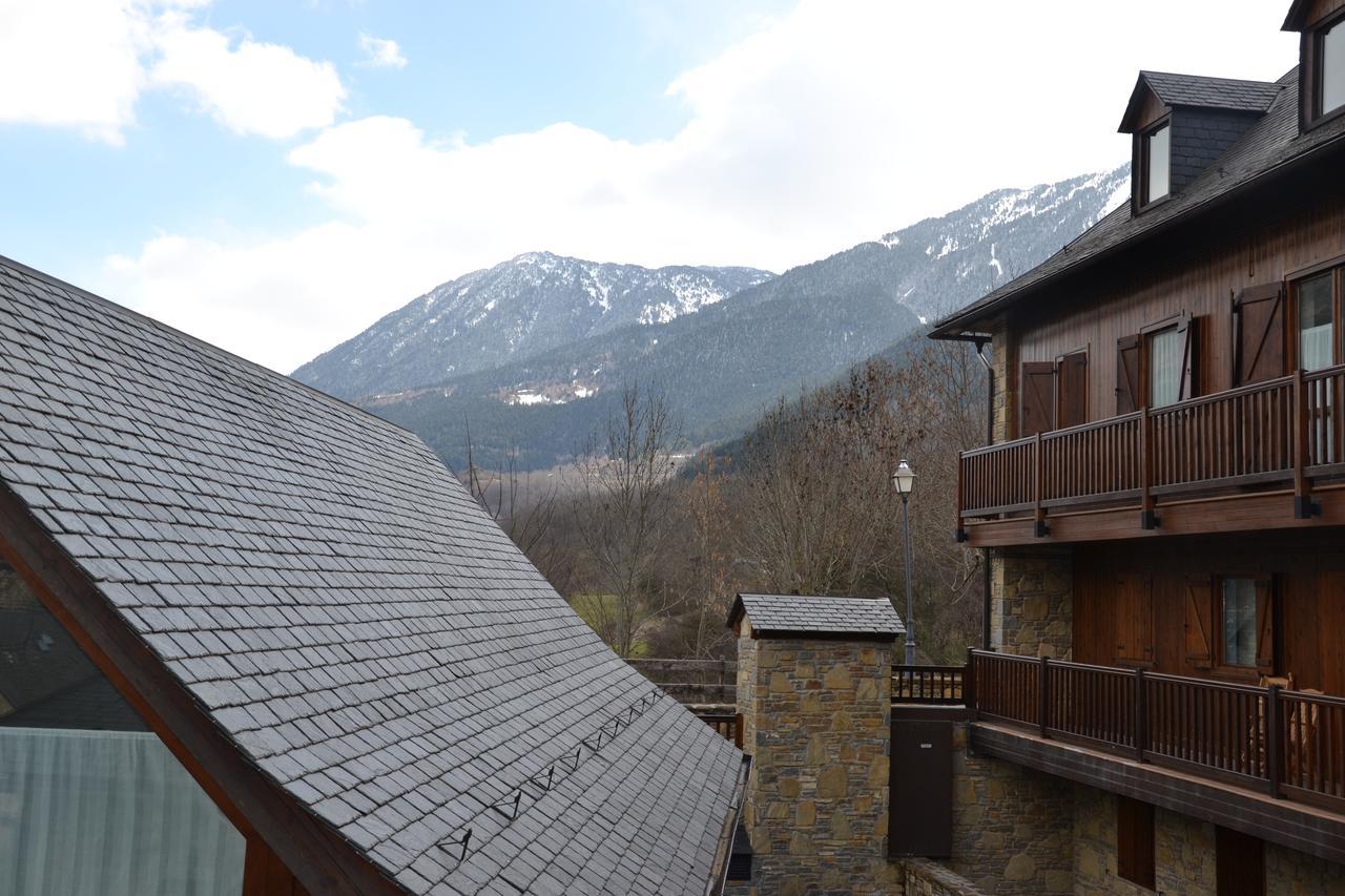 Era Borda Hotel Gausac Buitenkant foto