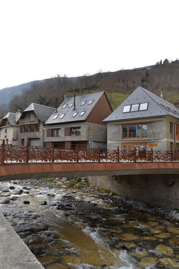 Era Borda Hotel Gausac Buitenkant foto